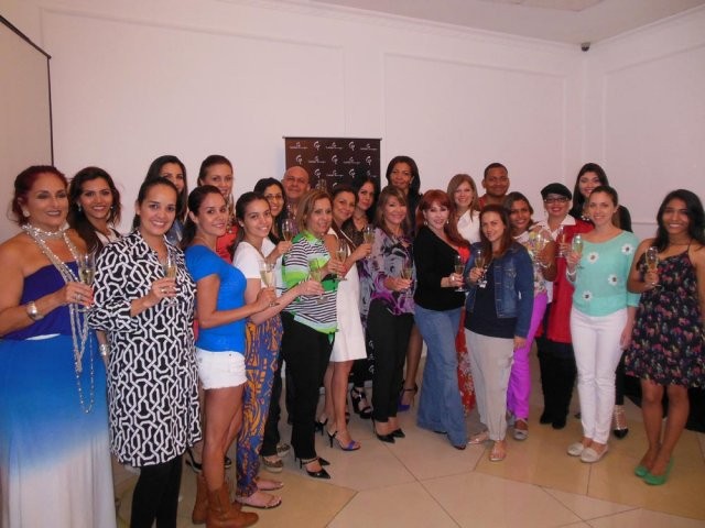 GarboImagen-DiplomaAsesordeImagen-PanamaMayo2014-110