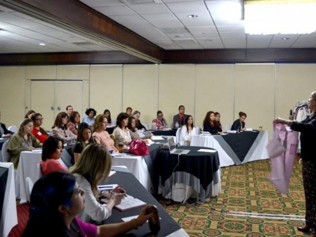 GarboImagen-DiplomadoAsesordeImagen-GuatemalaMayo2014-11
