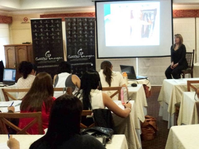 GarboImagen-DiplomaturaAsesorImagen-Paraguay-Marzo2012260