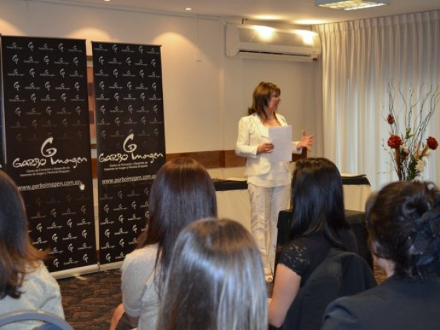 Técnico Superior en Asesoría de Imagen Personal - Entrega Diplomas - Primer Generación