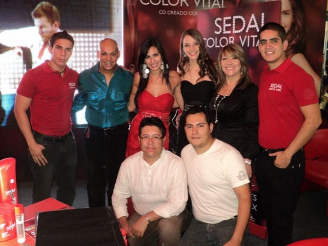 GarboImagenUnileverSedalSixtoNolasco-PatriciaRoca-AnaTorres.JPG