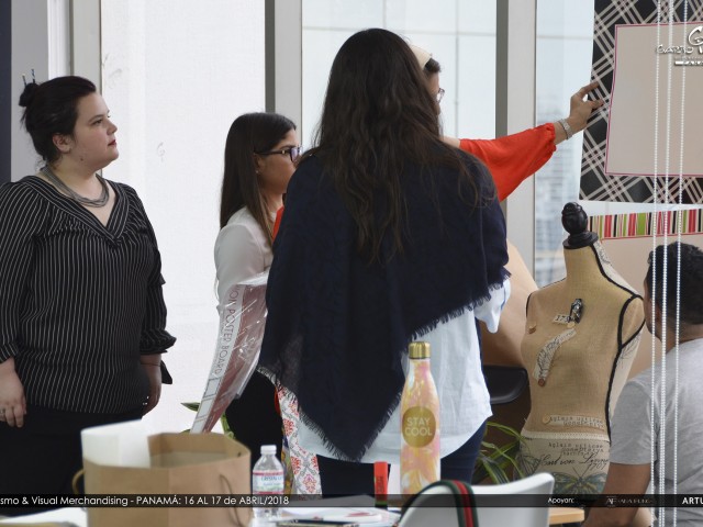 GarboImagen_EscaparatismoVisualMerchandising_PA_abril18_6
