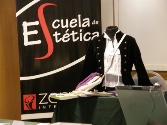 MesadepresentacinII.JPG